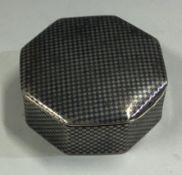 A French silver and Niello snuff box with hinged lid.