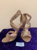 Designer Shoes Gold In Size 35. Code 196