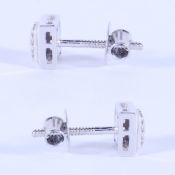 14 K / 585 White Gold Diamond Earring Studs