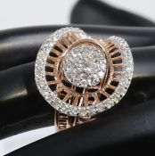 IGI Certified 18 K / 750 Yellow Gold Designer Diamond Ring