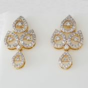 14 K / 585 Yellow Gold Diamond Necklace with Drop Earrings