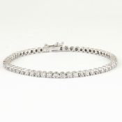 14 K /585 White Gold Tennis Bracelet with Diamonds