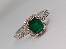 Beautiful Natural Emerald With Natural Diamonds & 18kGold