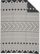 Alice's Garden Outdoor Rug - 270x360cm Bamako - Black-Beige Jacquard, Reversible