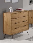 Augusta 4 Drawer Chest of Drawers Spindle Legs In Pine