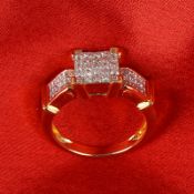 14 K / 585 Yellow Gold Diamond Ring