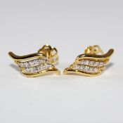 14 K / 585 Yellow Gold Diamond Earring Studs