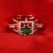 14 K / 585 Rose Gold Tsavorite Garnet & Diamond Ring