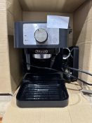 DeLonghi Coffee Machine. RRP £120. Grade U