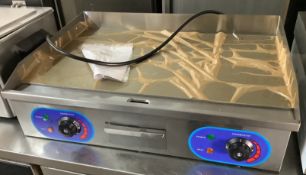 Brand New Double Electric Hotplate Griddle