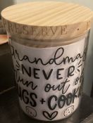 Cookie Jar GRANDMA NEVER RUNS OUT OF HUGS AND COOKIES