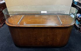 High Quality Oval Form Jewellery Display Cabinet Counter