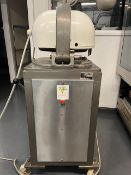 Bun Divider Moulder