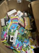 Large Box of Face Masks. RRP £200 - Grade A