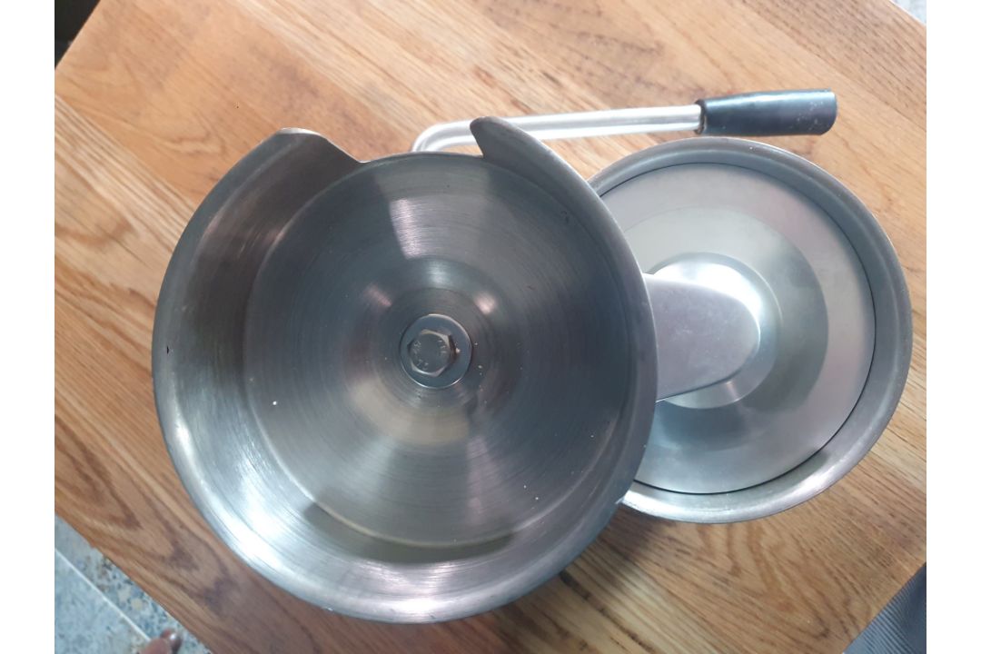 Burger Maker. Extra Large. 5 Inch Burger - Image 1 of 7