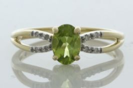 9ct Yellow Gold Diamond and Peridot Ring (P0.69) 0.03 Carats