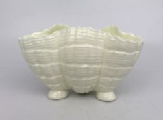 Royal Worcester Shell Shaped Footed Bowl Shape 69 c.1970