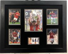 OWEN HARGREAVES framed original signature presentation.