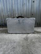 Retro Decorative metal trunk/flight case - APPROX. RRP £100