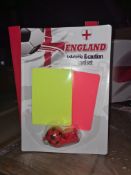 500 Pcs Brand New Refereee Whistle and Card Set - RRP £4.99