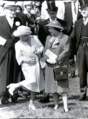 Royalty The Late Queen and Queen Mother At Epsom Races June 1981 Original Press Photo.