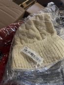 Selection of Womens Winter Hats/Caps - New Approx 50 - RRP £300