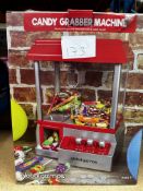 Global Gizmos Candy Grabber Machine. RRP £30 - Grade U