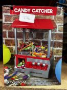Global Gizmos Candy Grabber Machine. RRP £30 - Grade U