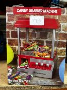 Global Gizmos Candy Grabber Machine. RRP £30 - Grade U