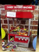 Global Gizmos Candy Grabber Machine. RRP £30 - Grade U