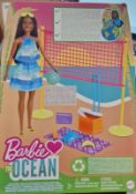 8 x Barbie Malibu Beach Starter Playset Volleyball Gyg18 Mattel Loves the Ocean