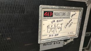 Large Flight Case 78 cm x 154 cm x 153 cm on castors Samsung TV, BlueRay, Cinema & Speakers