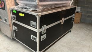 Large Flight Case - contents unknown