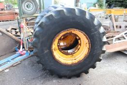 X2 Firestone Farm Master 414 Rims & Tyres