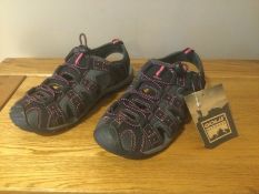 GOLA Women's “Shingle 3” Hiking Sandals, Black/ Pink, Size 4, BRAND NEW