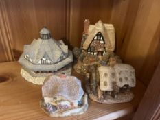 Collection of Model Cottages Including Liliput Lane