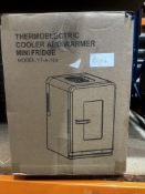 Thermo Electric Cooler and Warmer Mini Fridge. RRP £30 - Grade U