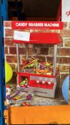 Global Gizmos Candy Grabber. RRP £30 - Grade U