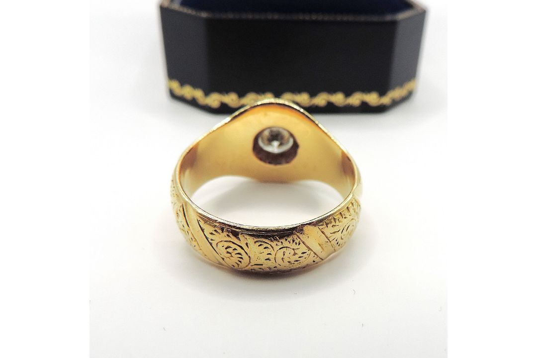 Edwardian 18K Gold Old Mine Cut 1.25 Carat Diamond Ring London Hallmark 1903 - Image 5 of 9