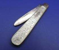 Edwardian Silver and Mother of Pearl Fruit Knife 1906