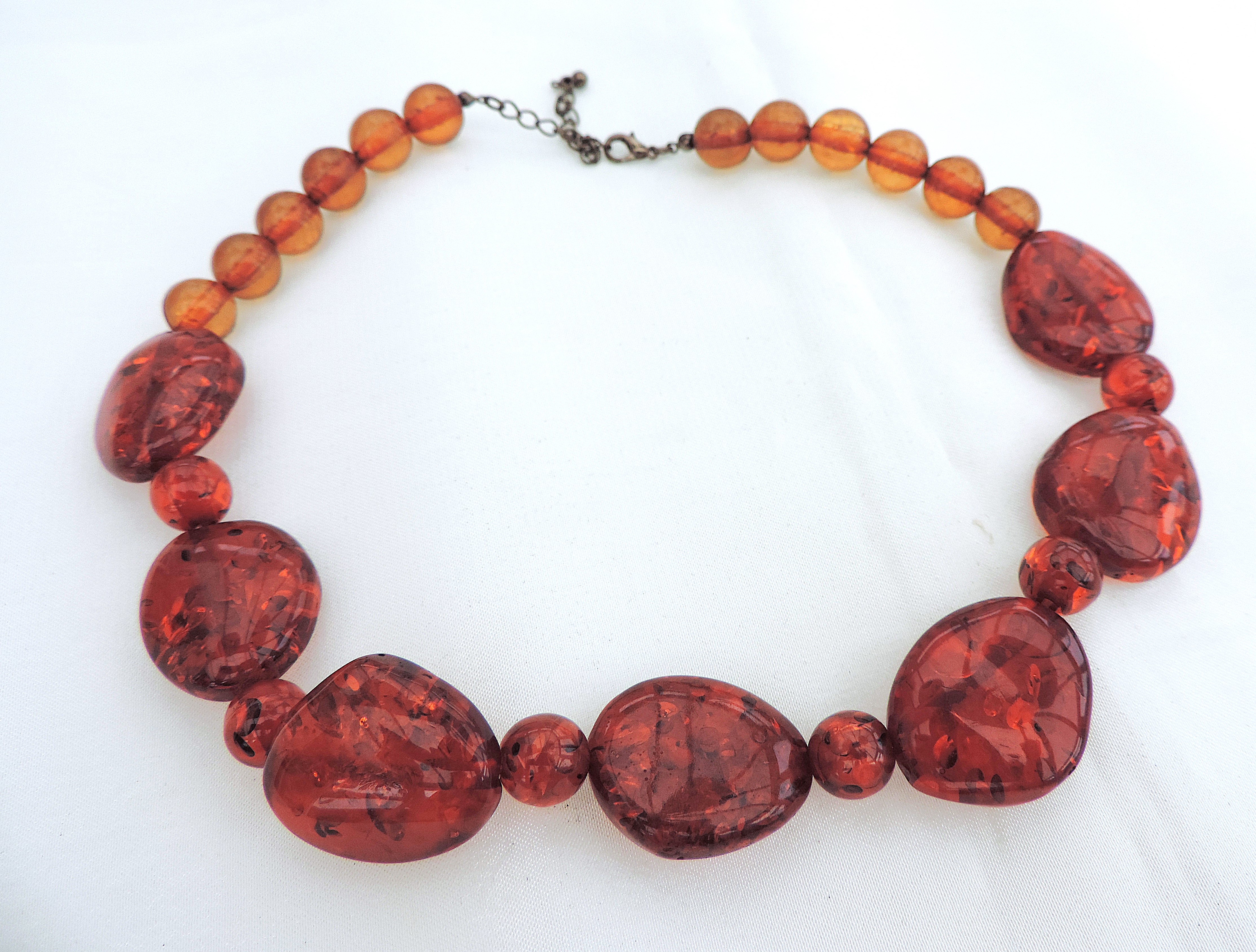 Vintage 18inch Chunky Organic Shaped Amber Bead Necklace - Image 3 of 4