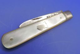 George V Silver and Mother of Pearl Fruit Knife 1922