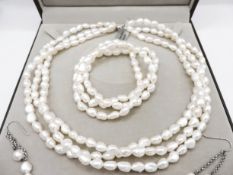 Cultured Pearl Necklace, Bracelet and Earrings Set New With Gift Box RRP £168