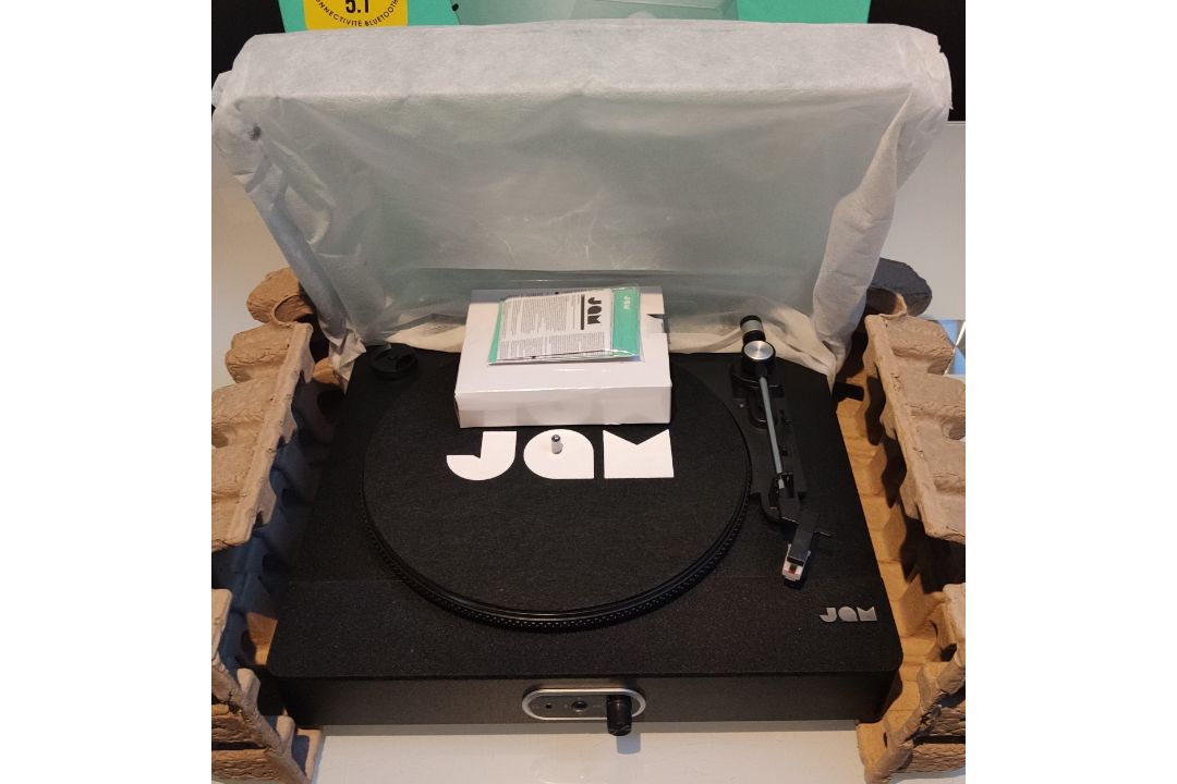 3 x Jam Audio Bluetooth Turntables With USB Digital Transfer. Tested and Boxed With Accessories. - Image 3 of 4