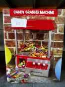 Global Gizmos Candy Grabber Catcher. RRP £30 - Grade U