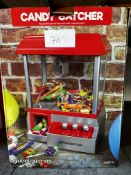 Global Gizmos Candy Grabber Catcher. RRP £30 - Grade U