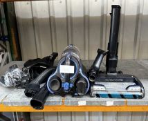 Shark Duo Clean Powerfins Vacuum Cleaner. RRP £200 - Grade U