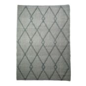 Grey Diamond Pattern Large Wool Rug RRP - £204