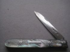 George IV Mother of Pearl Hafted Silver Bladed Fruit Knife