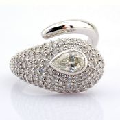 18K White Gold Ring, Detailed With Total 1.77 Ct Brilliant Diamonds.
